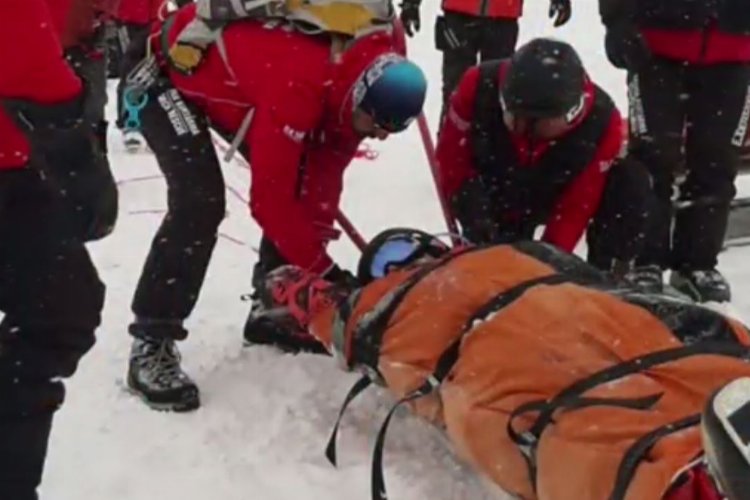 Erzurum’da İran asıllı bir şahıs kayak yaparken yaralandı