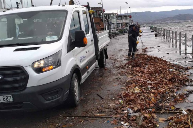 Kocaeli’nde lodos atıkları temizlendi