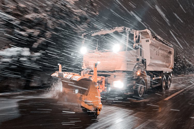 Sakarya’da kar nöbeti başladı
