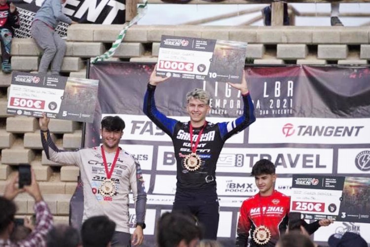 Sakarya Büyükşehir’in sporcusu Eddie, İspanya’da podyumda
