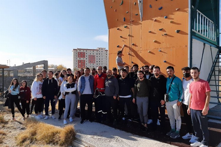 Aksaray Üniversitesi’nde doğa sporları ilgi görüyor