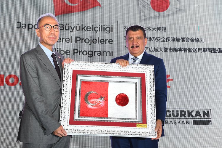 Malatya’ya Japonya tarafından hibe minibüs